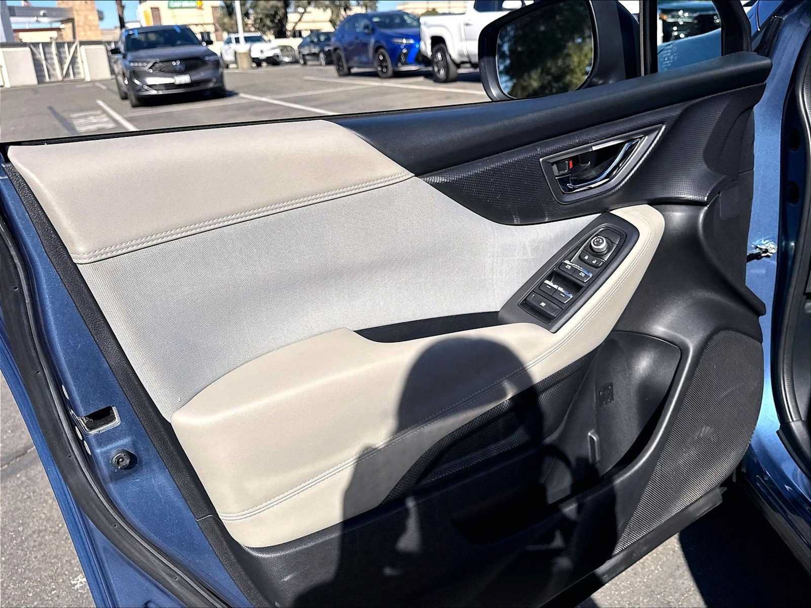 Used 2019 Subaru Forester Premium AWD/4WD image 25