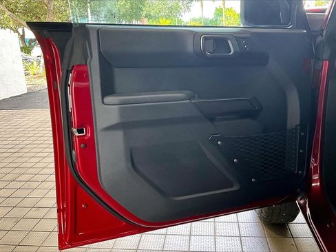 Used 2025 Ford Bronco Big Bend image 2