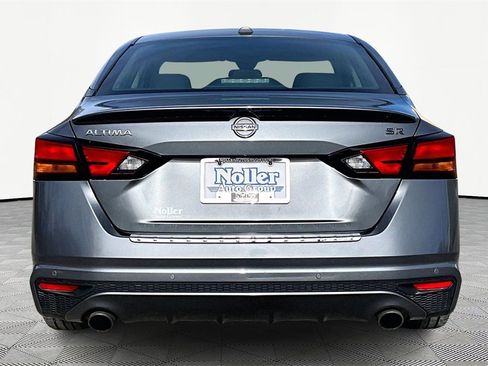 Used 2022 Nissan Altima 2.5 SR image 4