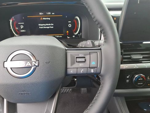 New 2026 Nissan Pathfinder Platinum AWD/4WD image 21