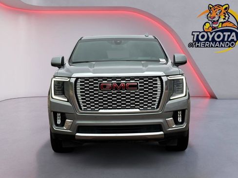 Used 2023 GMC Yukon Denali image 2