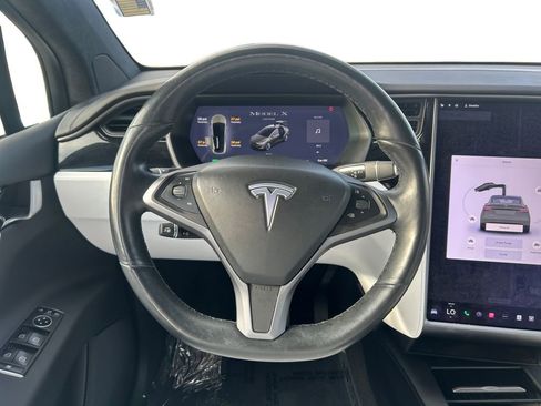 Used 2019 Tesla Model X Long Range image 13