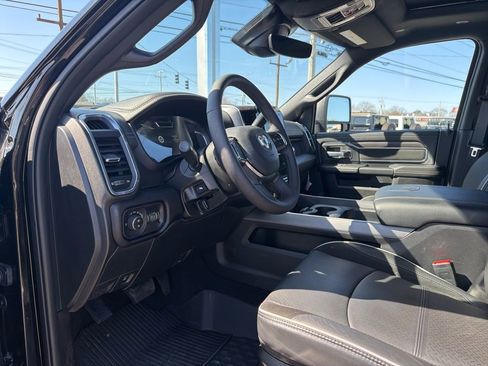 Used 2025 RAM 2500 Laramie w/ Night Edition image 22