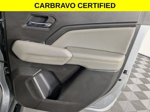 Certified 2025 Chevrolet Colorado ZR2 w/ Technology Package AWD/4WD image 33