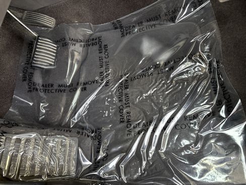 Used 2022 Lincoln Nautilus Reserve w/ Equipment Group 201A image 17