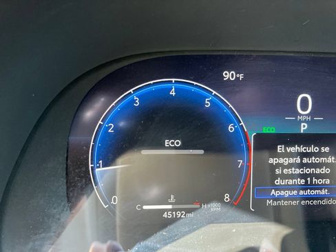 Used 2024 Toyota Highlander Platinum FWD image 9