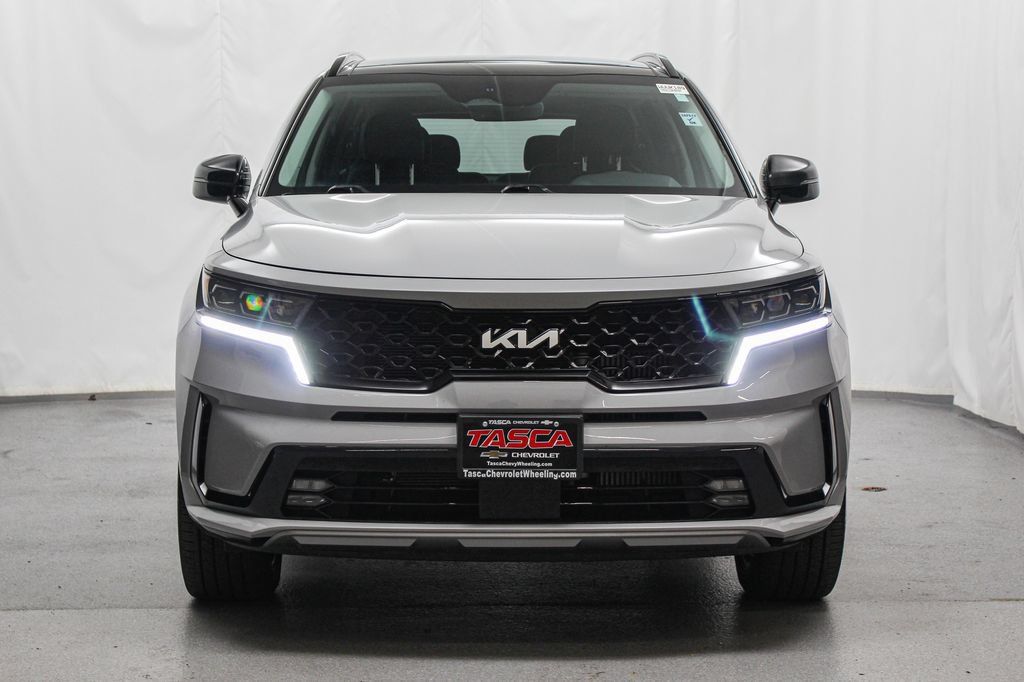 Used 2023 Kia Sorento SX AWD/4WD image 4