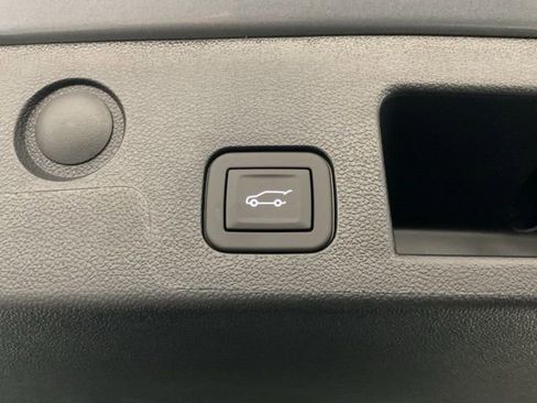 New 2026 Chevrolet Equinox LT w/ Convenience Package II image 28