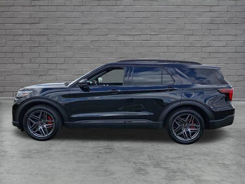 Used 2025 Ford Explorer ST w/ Sun And Sound Package AWD/4WD image 7
