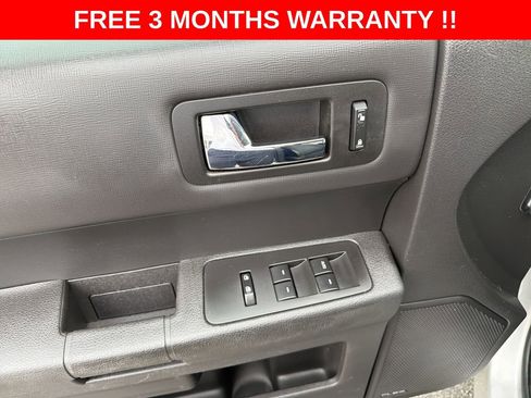 Used 2016 Ford Flex SE image 12