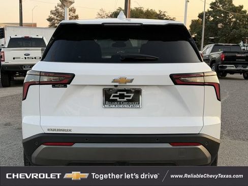 Used 2025 Chevrolet Equinox LT FWD image 5
