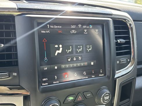 Used 2018 RAM 1500 Sport w/ Convenience Group AWD/4WD image 17