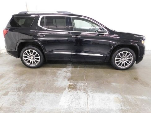 Used 2023 GMC Acadia Denali w/ Denali Ultimate Package image 2