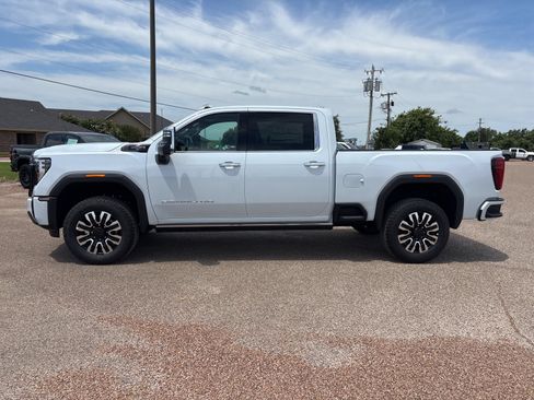 New 2026 GMC Sierra 2500 Denali Ultimate AWD/4WD image 2