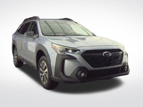 Used 2023 Subaru Outback Premium image 20