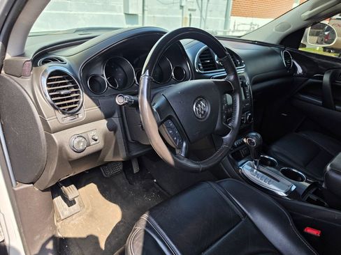 Used 2017 Buick Enclave Premium image 4