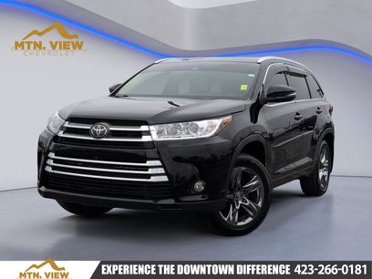 Used 2017 Toyota Highlander Limited Platinum