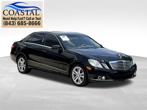 Used 2010 Mercedes-Benz E 350 4MATIC Sedan image 3