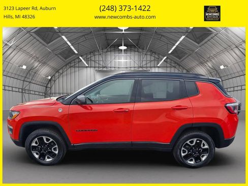 Used 2018 Jeep Compass Trailhawk w/ Cold Weather Group image 4