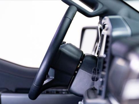 Used 2024 Ford F150 Lariat w/ Tow/Haul Package image 40