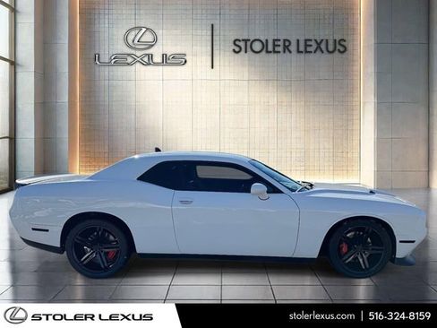 Used 2016 Dodge Challenger R/T Scat Pack w/ Leather Interior Group RWD image 5