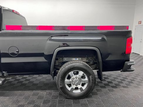 Used 2019 GMC Sierra 3500 SLT w/ Suspension Package, Off-Road AWD/4WD image 26