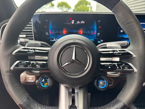 Used 2024 Mercedes-Benz GLE 53 AMG 4MATIC image 25