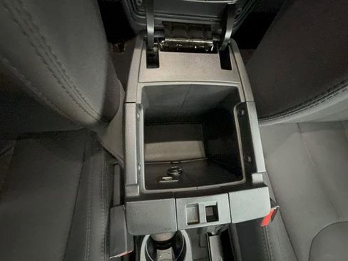 Used 2018 Jeep Wrangler Unlimited Sport image 17