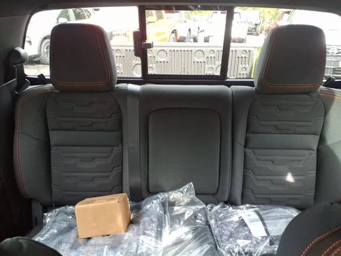 New 2026 Nissan Frontier PRO-4X w/ Pro-4x Convenience Package image 11