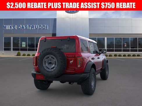 New 2025 Ford Bronco Badlands image 8