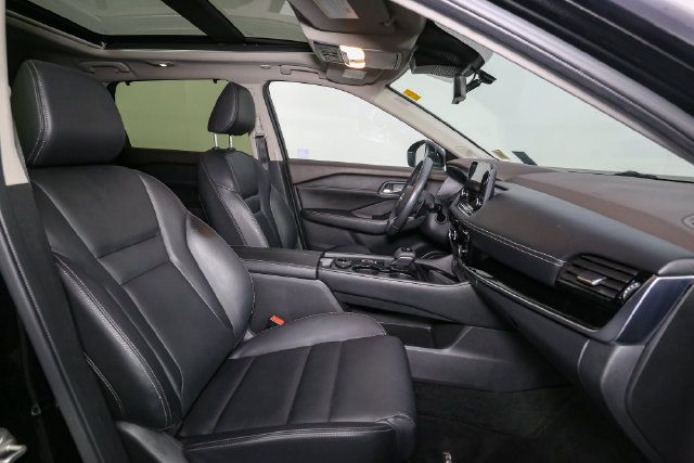 Used 2023 Nissan Rogue SL w/ SL Premium Package AWD/4WD image 16