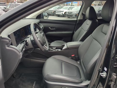 Certified 2025 Hyundai Tucson SEL image 17