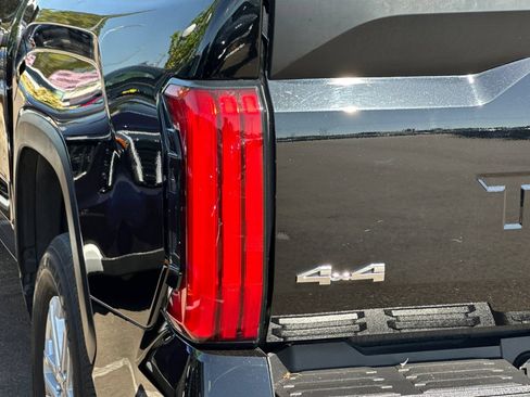 Used 2024 Toyota Tundra SR5 w/ SR5 Convenience Package AWD/4WD image 24