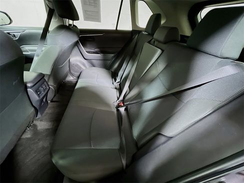 Certified 2025 Toyota RAV4 LE image 22
