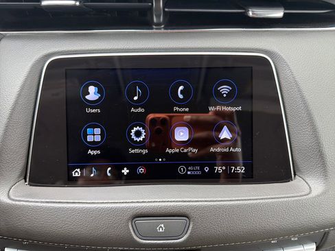 Used 2023 Cadillac XT4 Premium Luxury AWD/4WD image 21