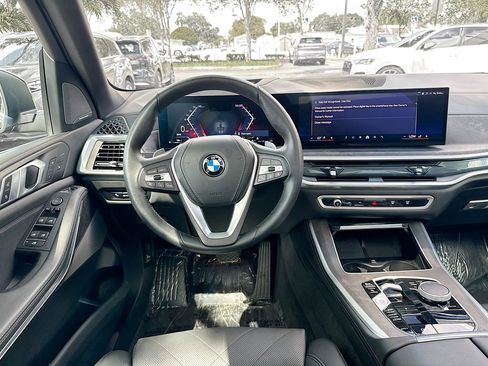 Used 2025 BMW X5 sDrive40i RWD image 24