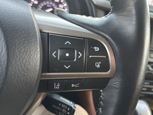 Used 2022 Lexus RX 350L Premium image 39