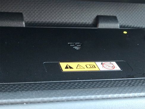 Used 2023 Toyota Highlander Bronze Edition image 22