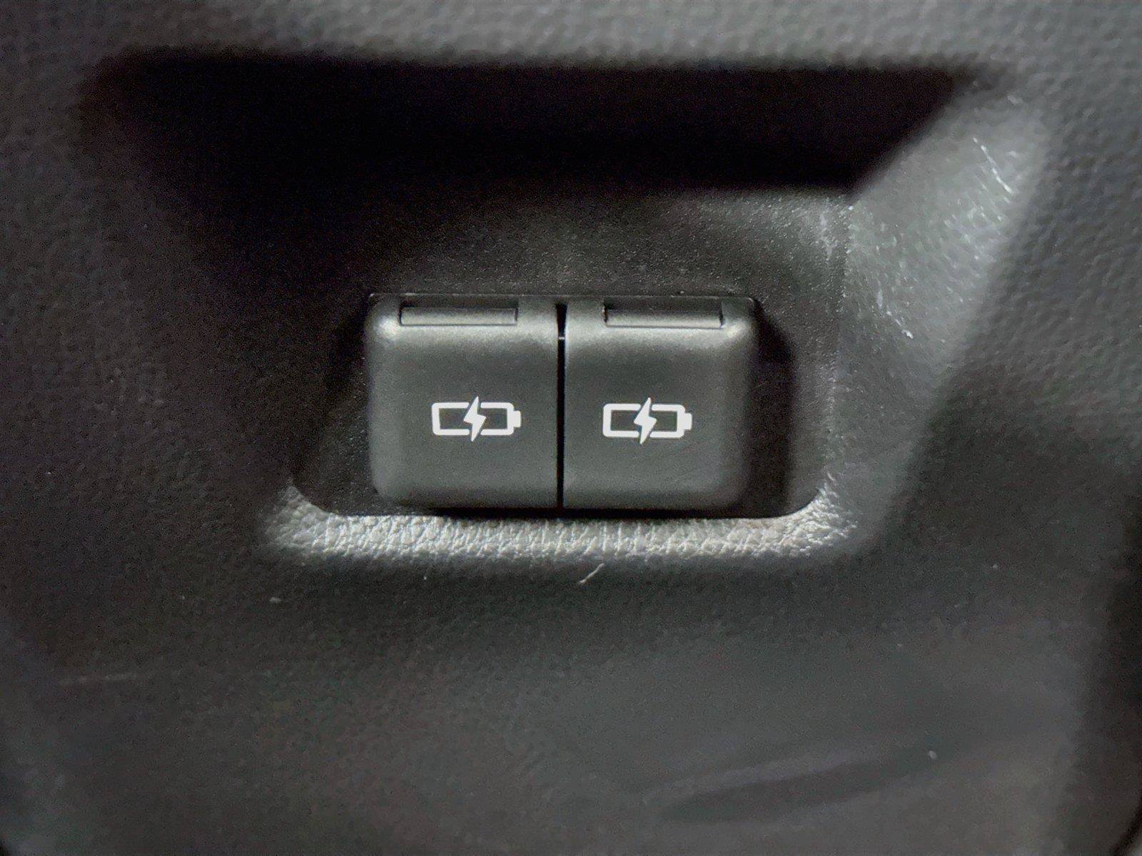 Certified 2025 Toyota RAV4 XLE AWD/4WD image 35