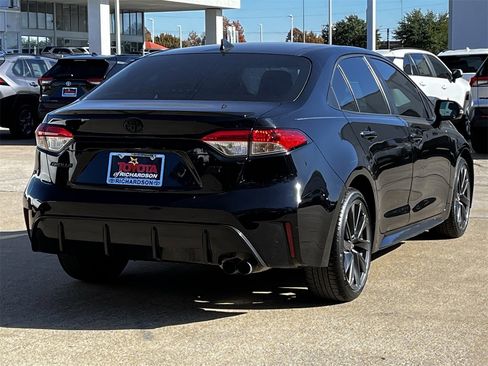 Used 2024 Toyota Corolla SE image 4