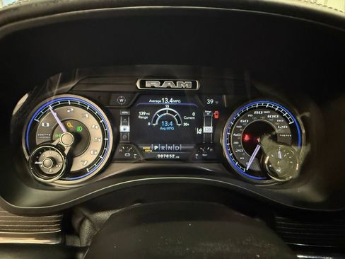 Used 2020 RAM 1500 Limited image 26