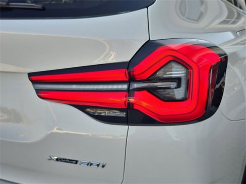 Used 2022 BMW X3 xDrive30i w/ Convenience Package image 8