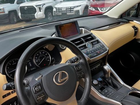 Used 2016 Lexus NX 200t FWD image 18