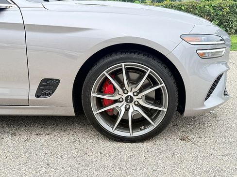 Used 2025 Genesis G70 2.5T AWD/4WD image 14