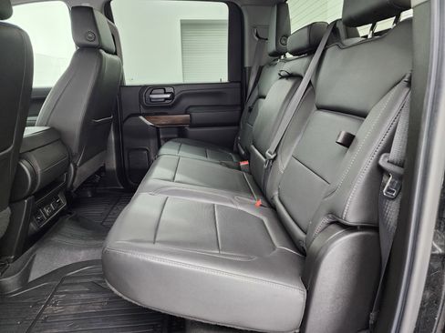 Used 2022 GMC Sierra 2500 SLT w/ LPO, GMC Protection Package image 9