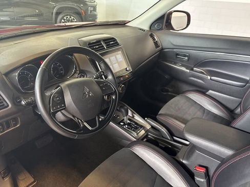 Used 2024 Mitsubishi Outlander Sport SE AWD/4WD image 11