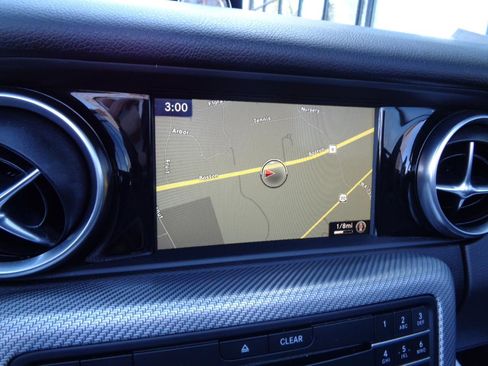 Used 2018 Mercedes-Benz SLC 43 AMG image 18