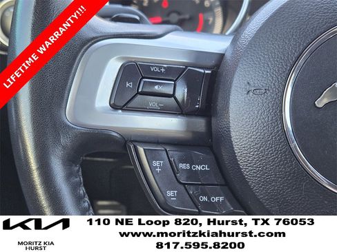 Used 2018 Ford Mustang EcoBoost image 27