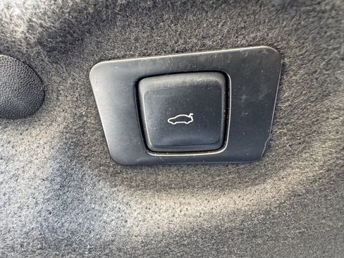 Used 2017 Lincoln MKZ Reserve image 34