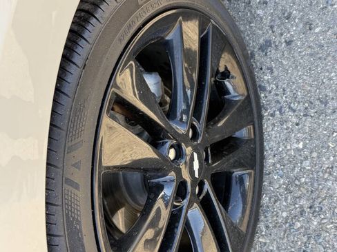 Used 2018 Chevrolet Cruze LT w/ Redline Edition image 7